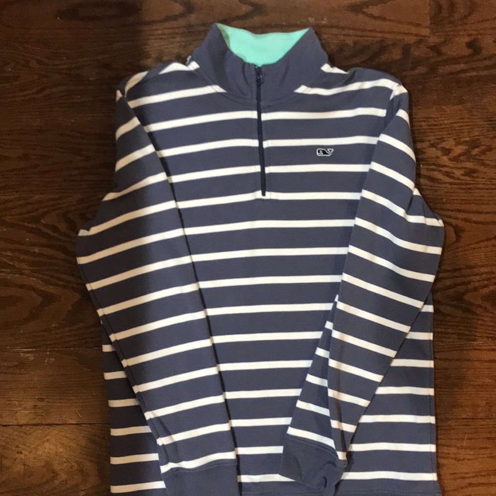 vineyard vines pull over!